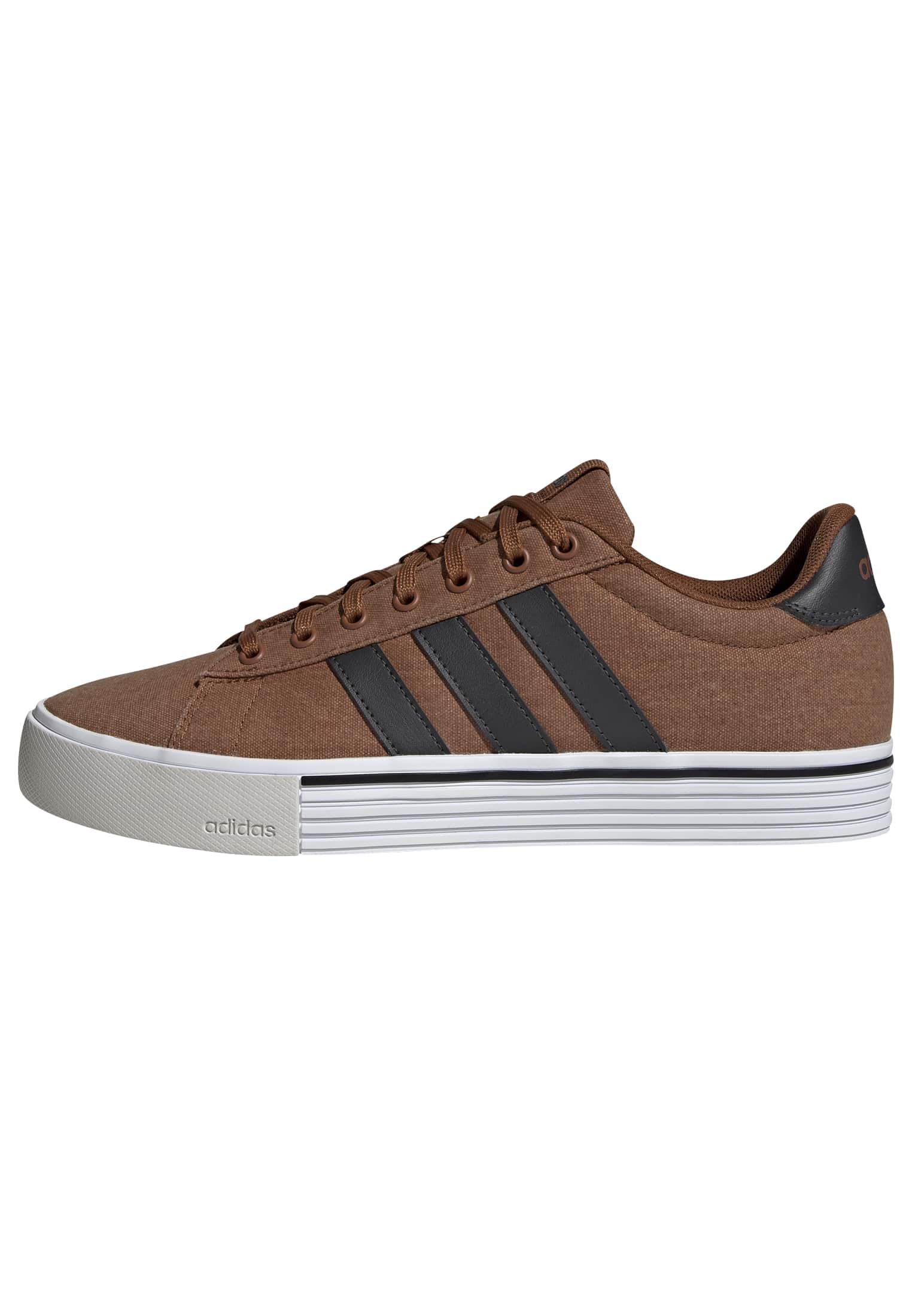 adidas Men's Daily 4.0 Shoe