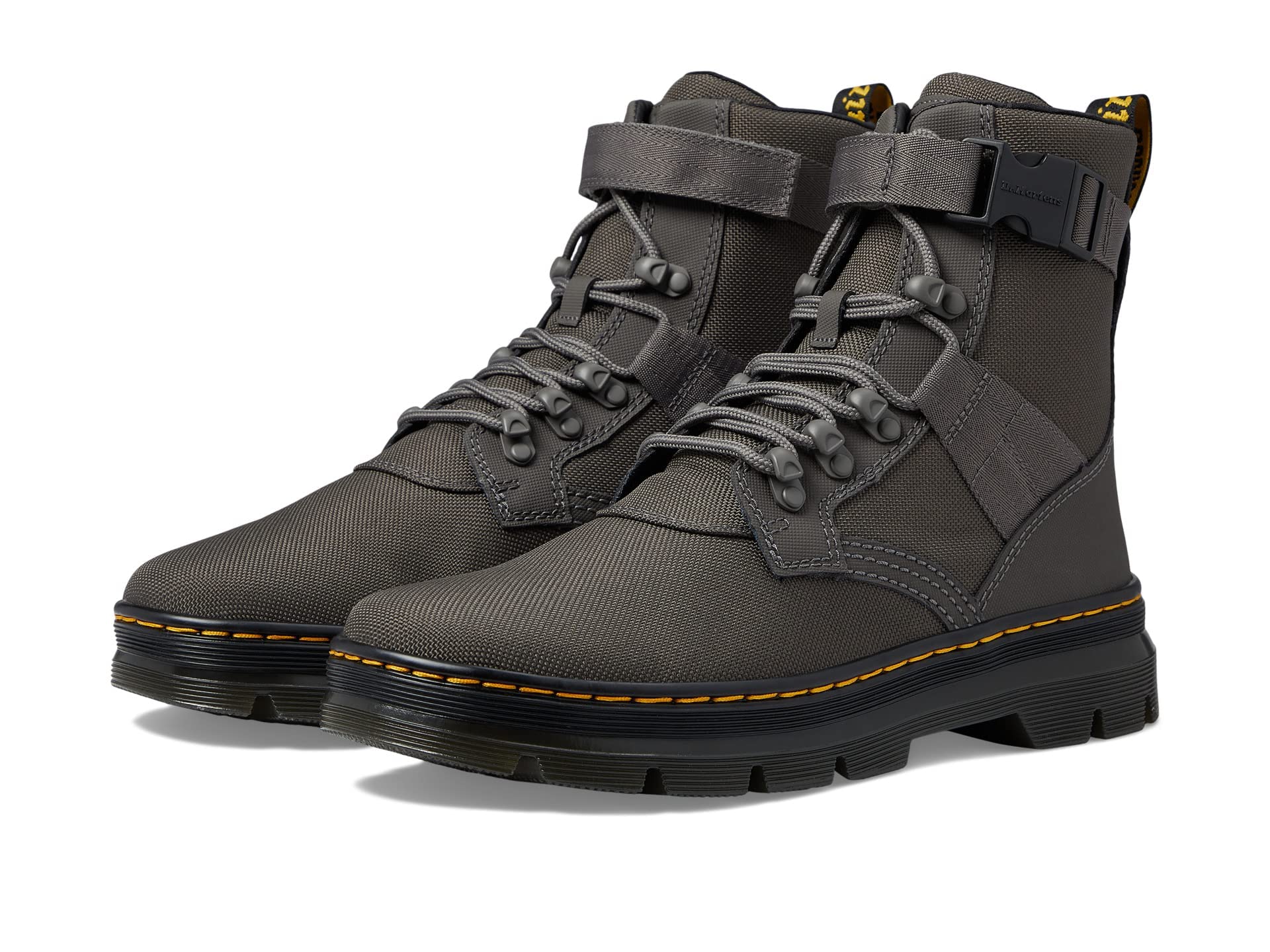 Dr. Martens unisex-adult Combs Tech II